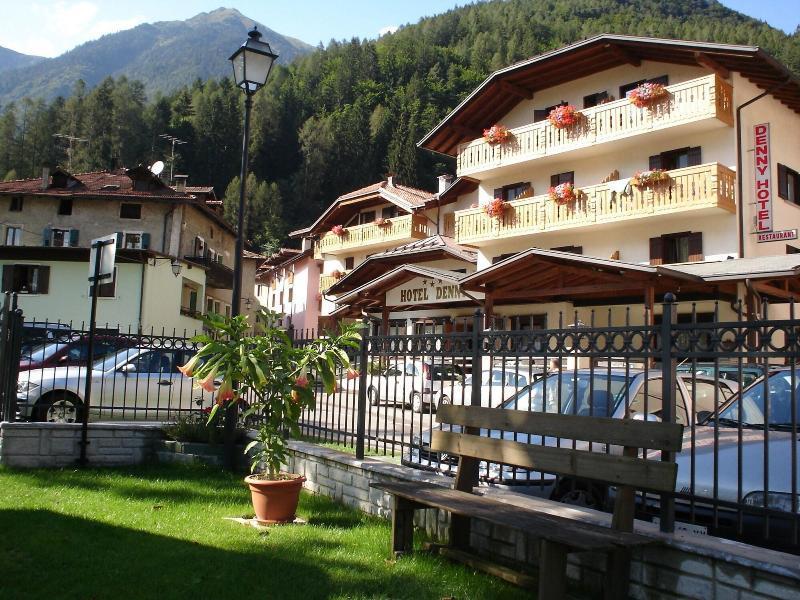 Hotel Denny Pinzolo Exterior foto
